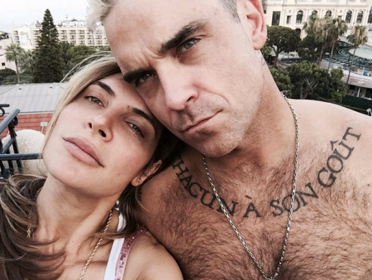 Robbie Williams, fotografie înduioşătoare, alături de soţia sa
