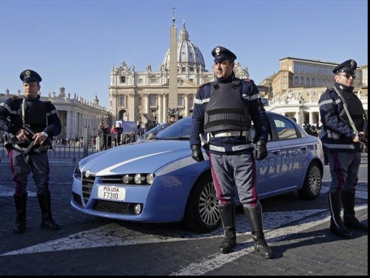 Alertă de atacuri teroriste la Roma! ,,Există riscuri concrete'', avertizează primarul oraşului!