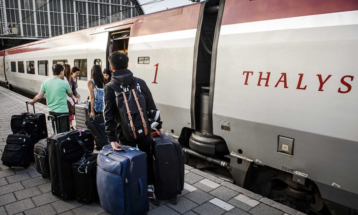 Atac armat în trenul Amsterdam-Paris. Marocanul dorea doar să-i jefuiască pe călători