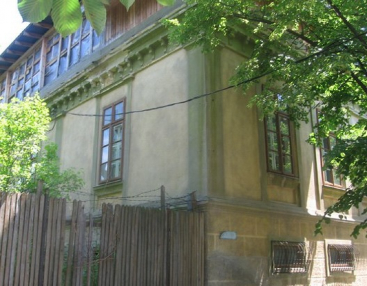Mircea Dinescu a cumpărat o casă bântuită la Calafat. Ce s-a întâmplat acolo, peste orice imaginaţie