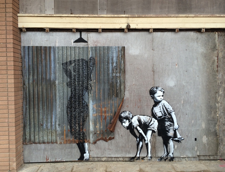 Celebrul artist urban Banksy, expoziţie extraordinară - cum arată parcul "Dismaland"