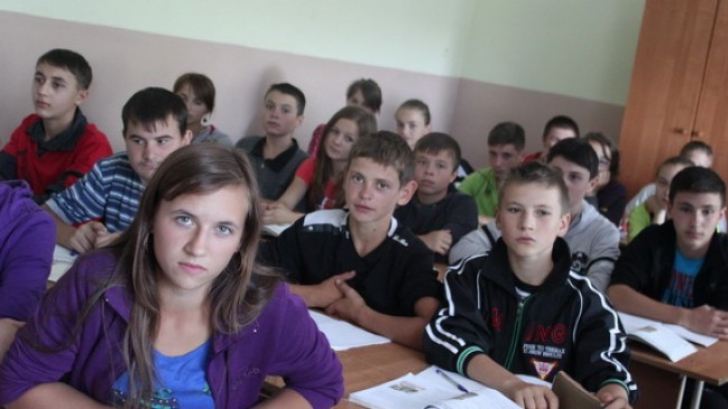 Se întâmplă în România. O şcoală funcţionează de 40 de ani fără toaletă