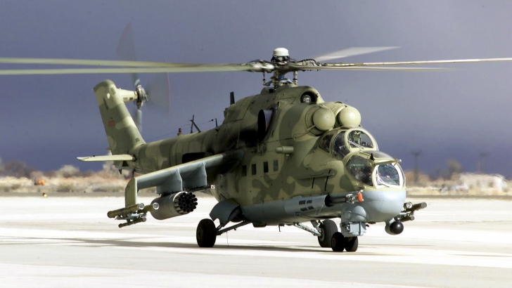 Un elicopter militar rus - prăbușit; unul dintre piloți a murit 