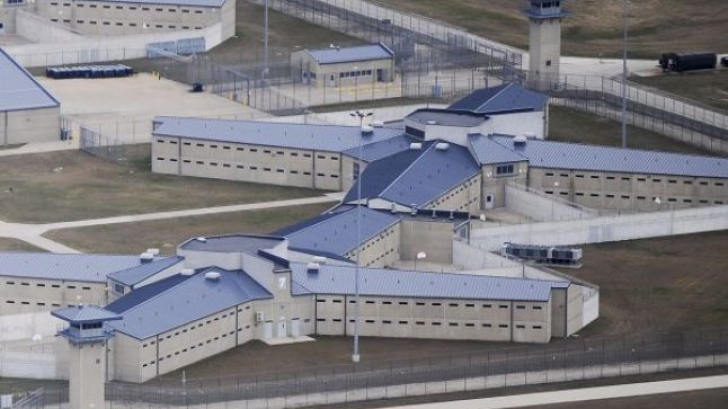 Șeful Pentagonului: Închisoarea de la Guantanamo trebuie închisă 