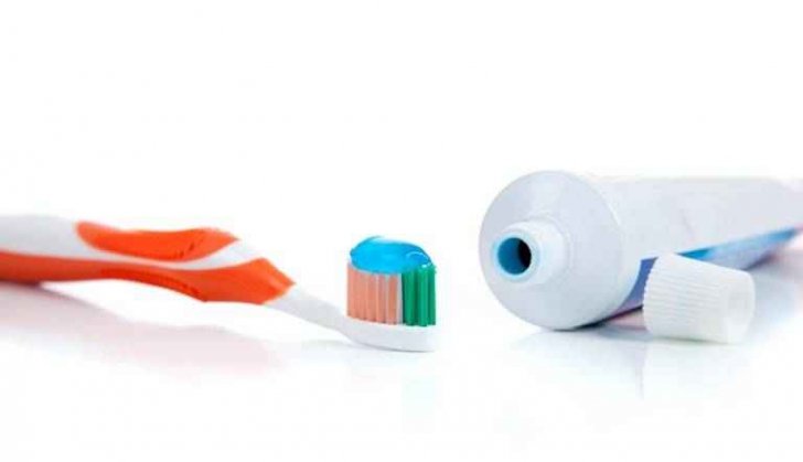 S-a inventat pasta de dinți care îți repară smalțul dentar