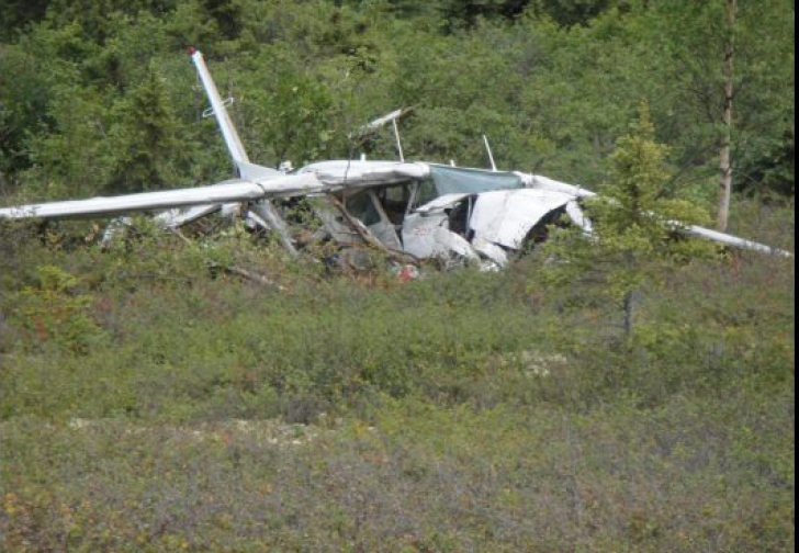 Avion prăbuşit în Alaska: cel puţin un mort 