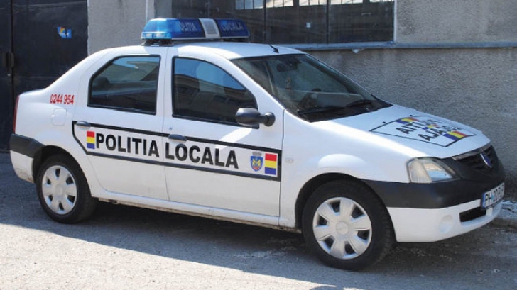Imagini INCREDIBILE în Odorheiul Secuiesc! Cum e inscripţionată maşina Poliţiei Locale