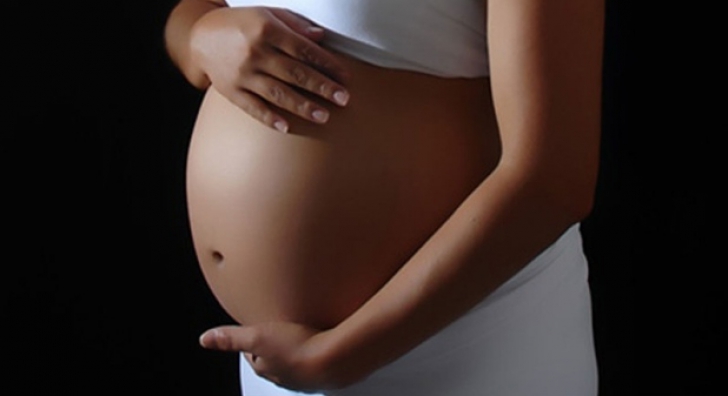 O cunoscută cântăreaţă americană este însărcinată pentru a doua oară 