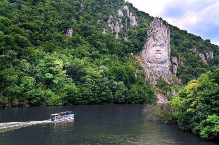 O sculptură din România, pe lista celor mai spectaculoase din lume. Se "bate" cu Statuia Libertăţii