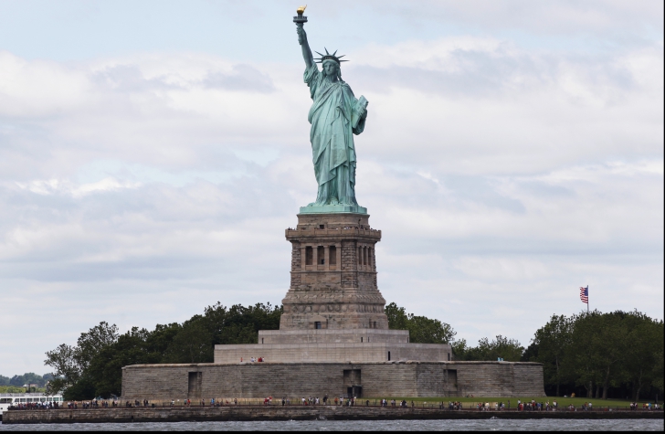 O statuie din România, pe lista celor mai spectaculoase din lume, alături de Statuia Libertăţii!