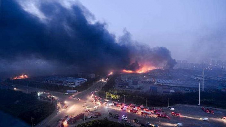 Primele arestări în cazul exploziilor din oraşul chinez Tianjin. 12 persoane suspecte