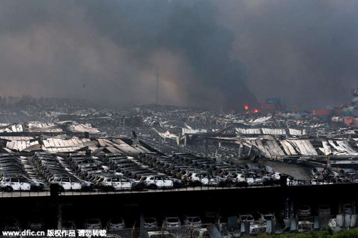Galerie foto. Imagini catastrofale, ca după bombardament, după explozia din Tianjin, China
