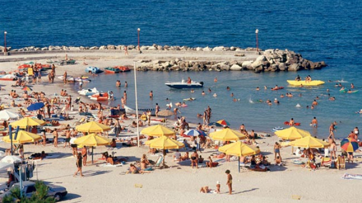 Tarifele pe litoralul românesc se ieftinesc cu până la 30% din 20 august 