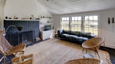 Cum arată în interior vila pe care actriţa Julianne Moore o vinde cu 3,5 milioane de dolari