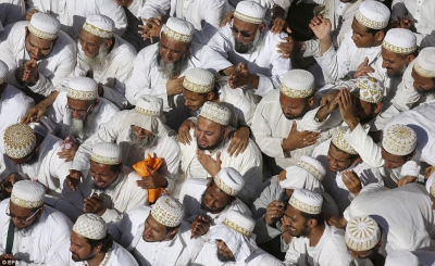 GALERIE FOTO. Aglomeraţia de la Mecca. Oamenii pur şi simplu se calcă în picioare