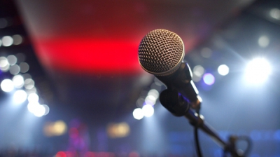 O celebră cântăreaţă şi-a anulat concertul din România. Cum vă puteţi recupera banii pe bilete