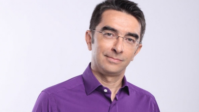 Corneliu Vadim Tudor a murit. Mihai Găinușă îi dedică o poezie tribunului