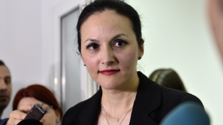 Incident la ÎCCJ: o procuroare DIICOT, martoră în dosarul Alinei Bica, a leşinat 