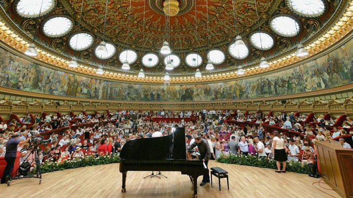 Recitaluri şi evenimente speciale în a şase zi a Festivalului Internaţional "George Enescu"