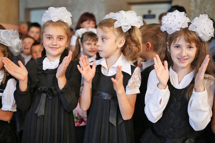  GALERIE FOTO: Prima zi de şcoala în zonele de conflict din Ungaria