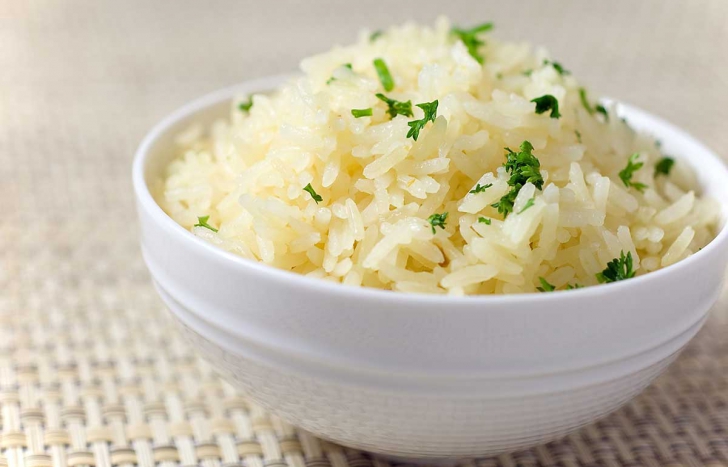 Cum să găteşti orezul perfect de fiecare dată. Secretul pe care nu ţi l-a spus nimeni