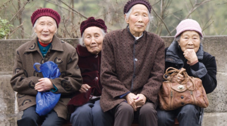 Numărul japonezilor cu vârste de peste 80 de ani a depășit pentru prima dată 10 milioane de persoane