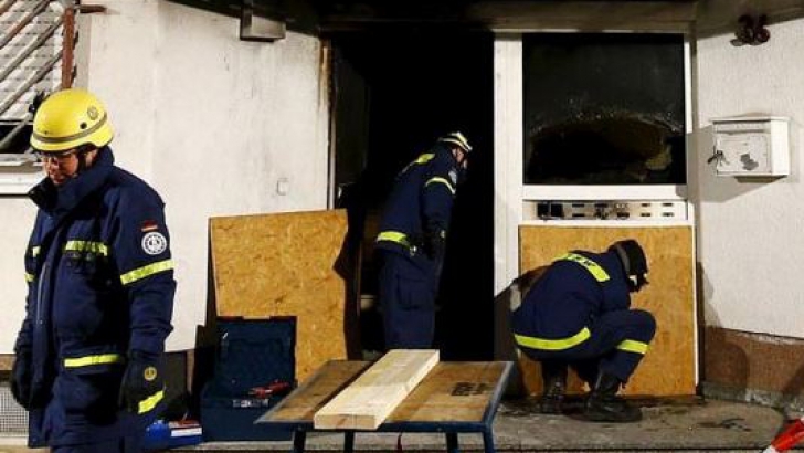 Incendiu la un adăpost pentru refugiați din Germania. Cinci oameni au fost răniți