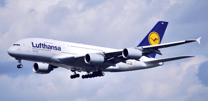 Trafic aerian perturbat din cauza ceţii la Sibiu: Două curse Lufthansa, anulate