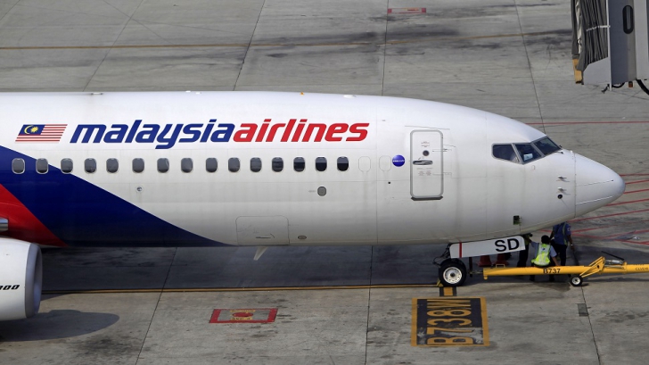 Un avion al Malaysia Airlines a aterizat de urgenţă în India! Defecţiunea a produs un miros neplăcut