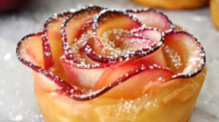 Trandafiri din mere la cuptor! Un desert simplu de tot 