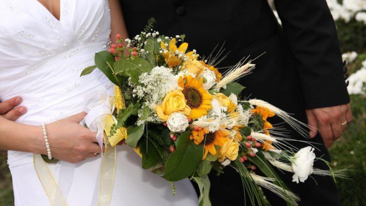 Weekend plin de nunți. 32 de căsătorii vor fi oficiate simultan de primarul Cristian Popescu Piedone