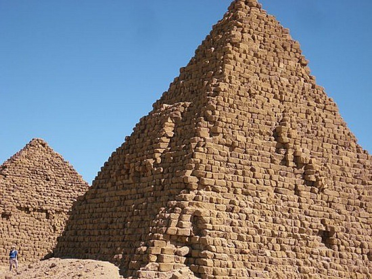 Piramide în Sudan