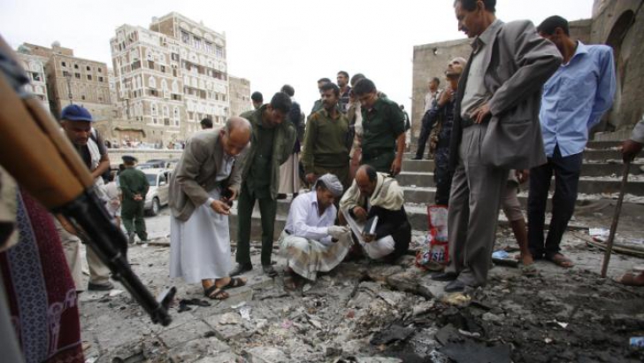 Atentate sinucigaşe în Yemen: cel puţin 20 de morţi şi 50 de răniţi