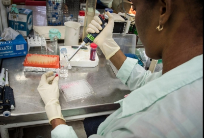 Vaccinul anti-malarie ar putea fi soluția pentru cancer