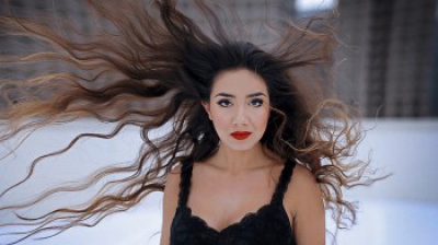 8 motive ciudate pentru care &icirc;ţi cade părul