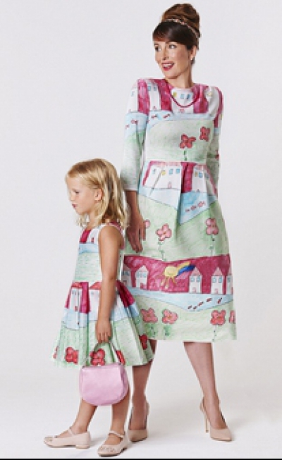 A vrut o rochie D&G, dar costa 3000 de euro. Apoi i-a dat o cariocă fiicei ei. Rochia este identică