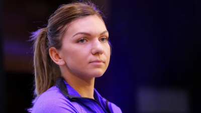 Simona Halep a pierdut meciul cu Radwanska, 6-7, 1-6 şi a fost eliminată de la Turneul Campioanelor