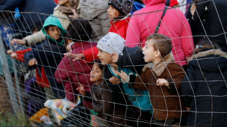 Criza imigranților. Austria închide granița cu Slovenia. Refugiații au devenit agresivi