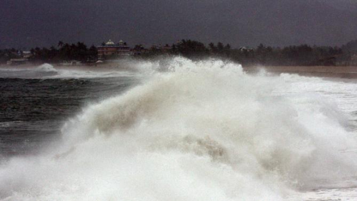 Uraganul Patricia a atins coastele Mexicului