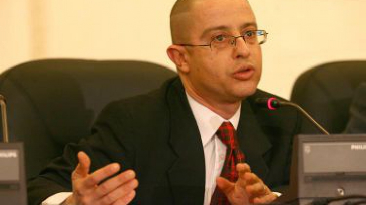 Deputatul Tudor Ciuhodaru candidează la președinția Colegiului Medicilor din România