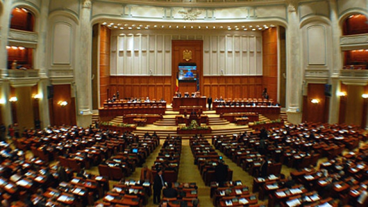Proiectul de lege care prevede autorizarea tacită a construcțiilor, întors la Camera Deputaților 