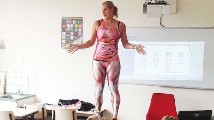 A devenit "viral" pe Facebook. Cum s-a îmbrăcat la şcoală o profesoară de biologie. "Superbă idee"