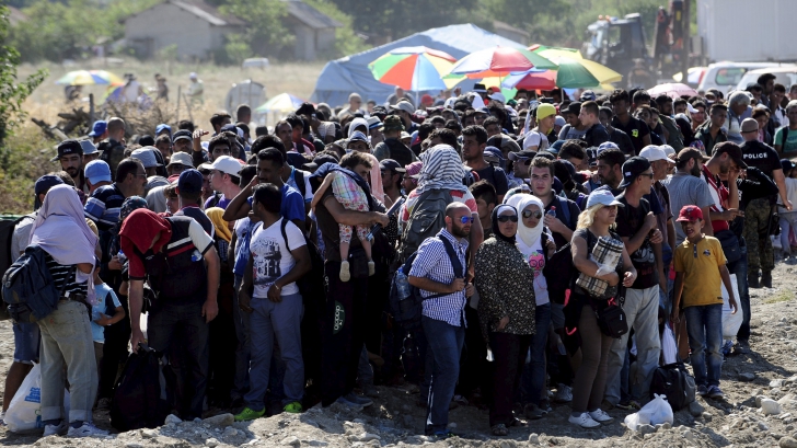 Criza imigranților. 10.000 de imigranți au intrat în Macedonia în ultimele 24 de ore