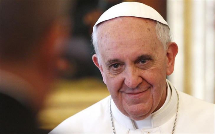 Mesajul Papei pentru rromi: "Lăsaţi lupta şi escrocheriile. Trimiteţi copiii la şcoală"