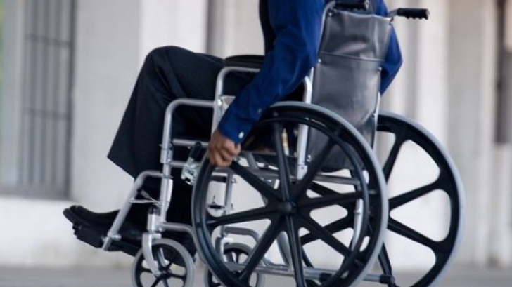 Persoanele cu handicap, uitate din nou de autorități 