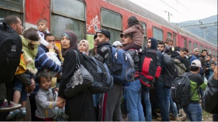 Criza imigranților. Slovenia a suspendat traficul feroviar cu Croația