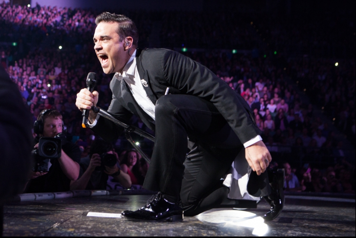 Robbie Williams, gafă în concert. A spus asta unei fane, dar apoi a regretat amarnic 
