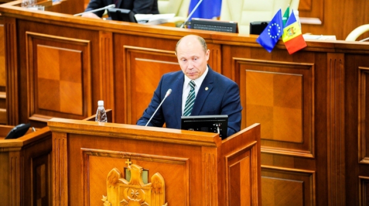 Guvernul din Republica Moldova, demis prin moţiune de cenzură