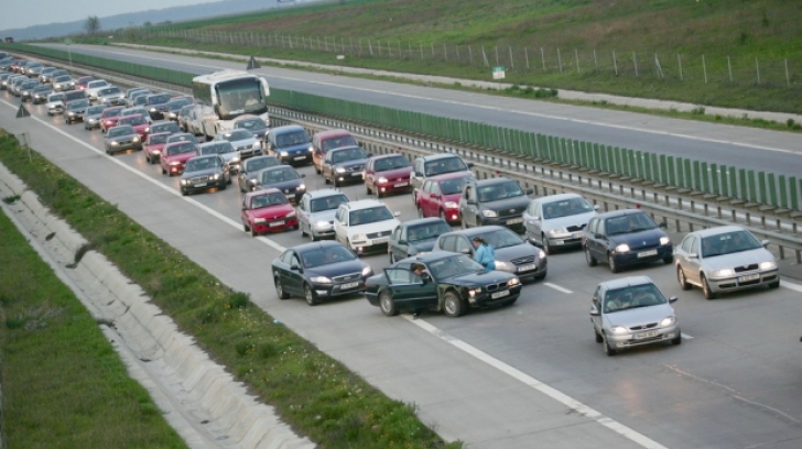 Trafic îngreunat pe A1, din cauza unor tamponări