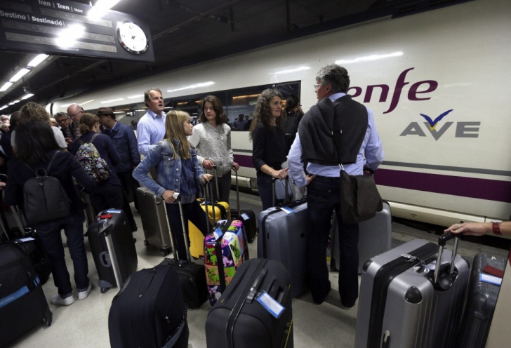 Traficul feroviar între Madrid și Barcelona, ”paralizat”. De vină ar fi hoții români